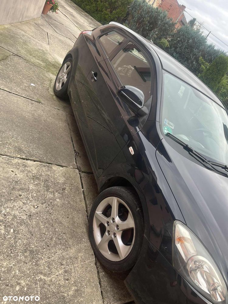 Kia Ceed 1.6 CVVT SW EX - 2