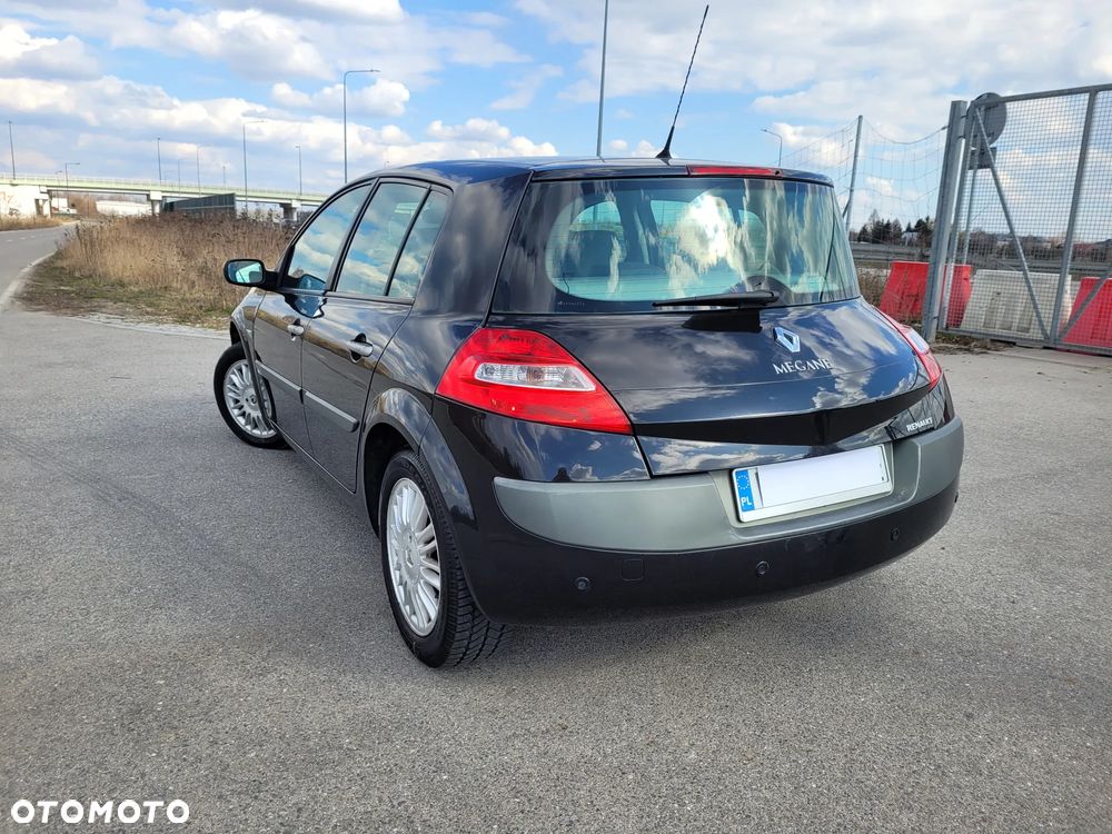 Renault Megane 1.9 dCi FAP Privilege - 4