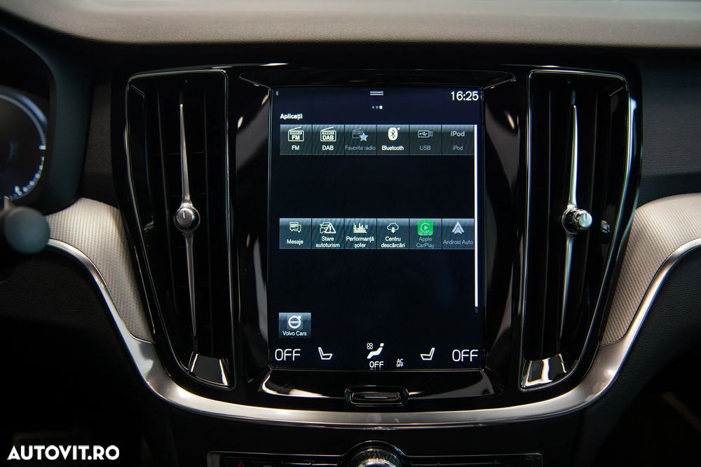 Volvo S60 T8 Recharge AWD Geartronic RDesign - 22