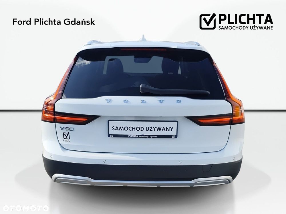 Volvo V90 Cross Country - 6
