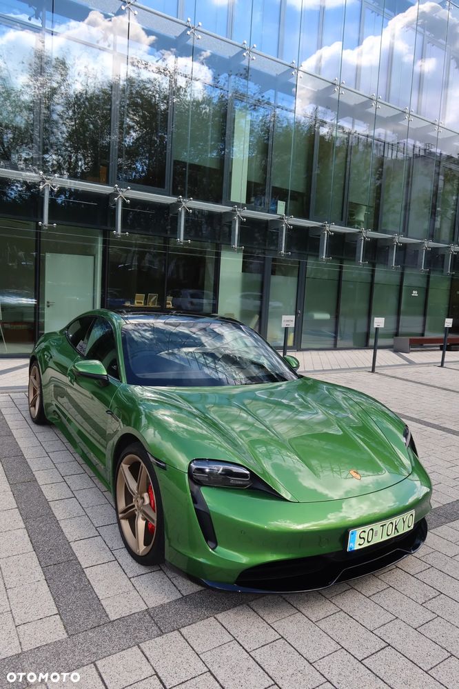 Porsche Taycan - 3