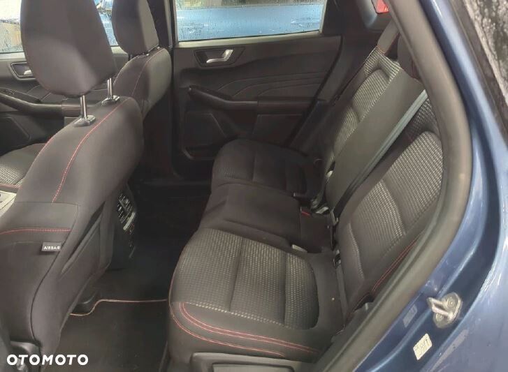 Ford Kuga - 7