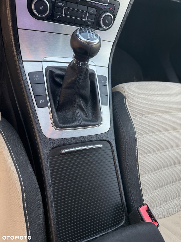 Volkswagen Passat CC 1.8 TSI - 12