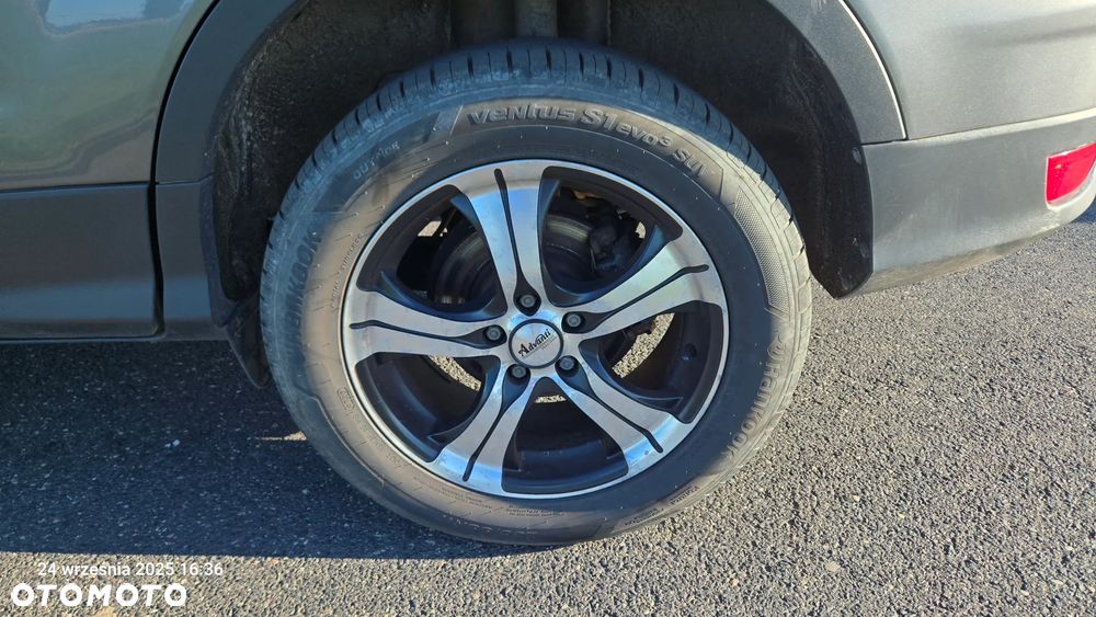 Ford Kuga - 37