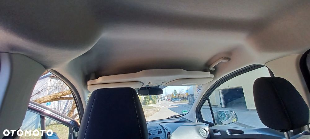 Ford Tourneo Courier 1.0 EcoBoost S&S Ambiente - 22