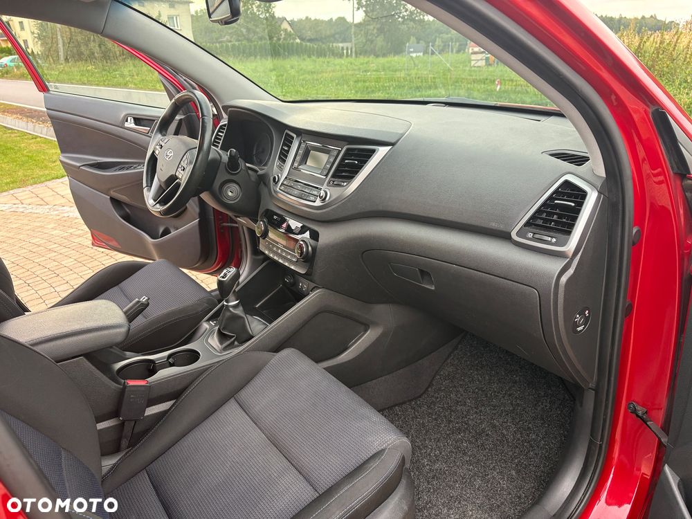Hyundai Tucson 1.6 GDI BlueDrive Comfort 2WD - 11