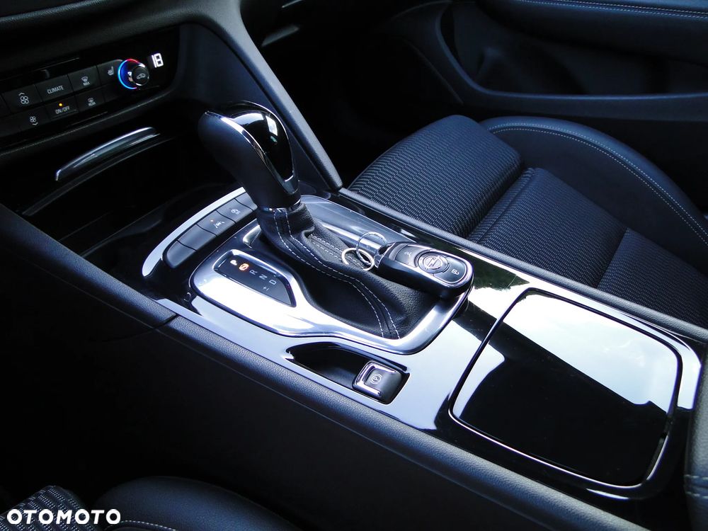 Opel Insignia 2.0 Automatik Dynamic - 27