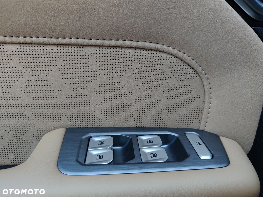 Jetour T2 2.0T Real Time DCT 4WD - 32
