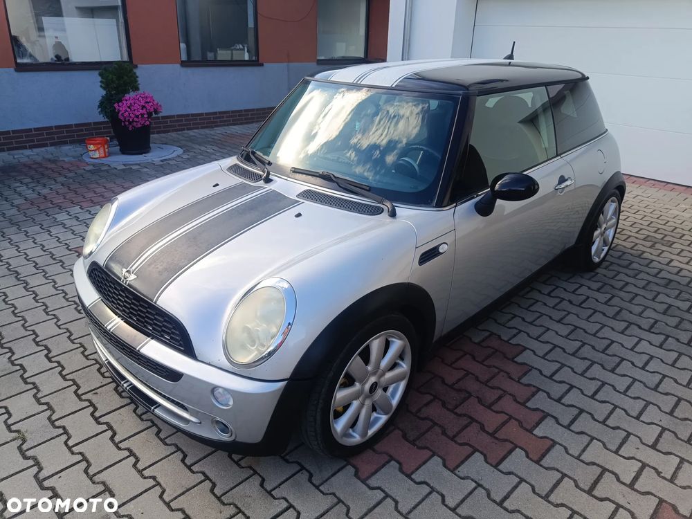 MINI Cooper Standard - 2