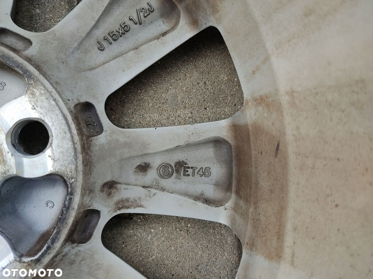 FELGA ALUMINIOWA ALUFELGA 15 TOYOTA YARIS II 4x100 5.5J 42611-0D240 - 4