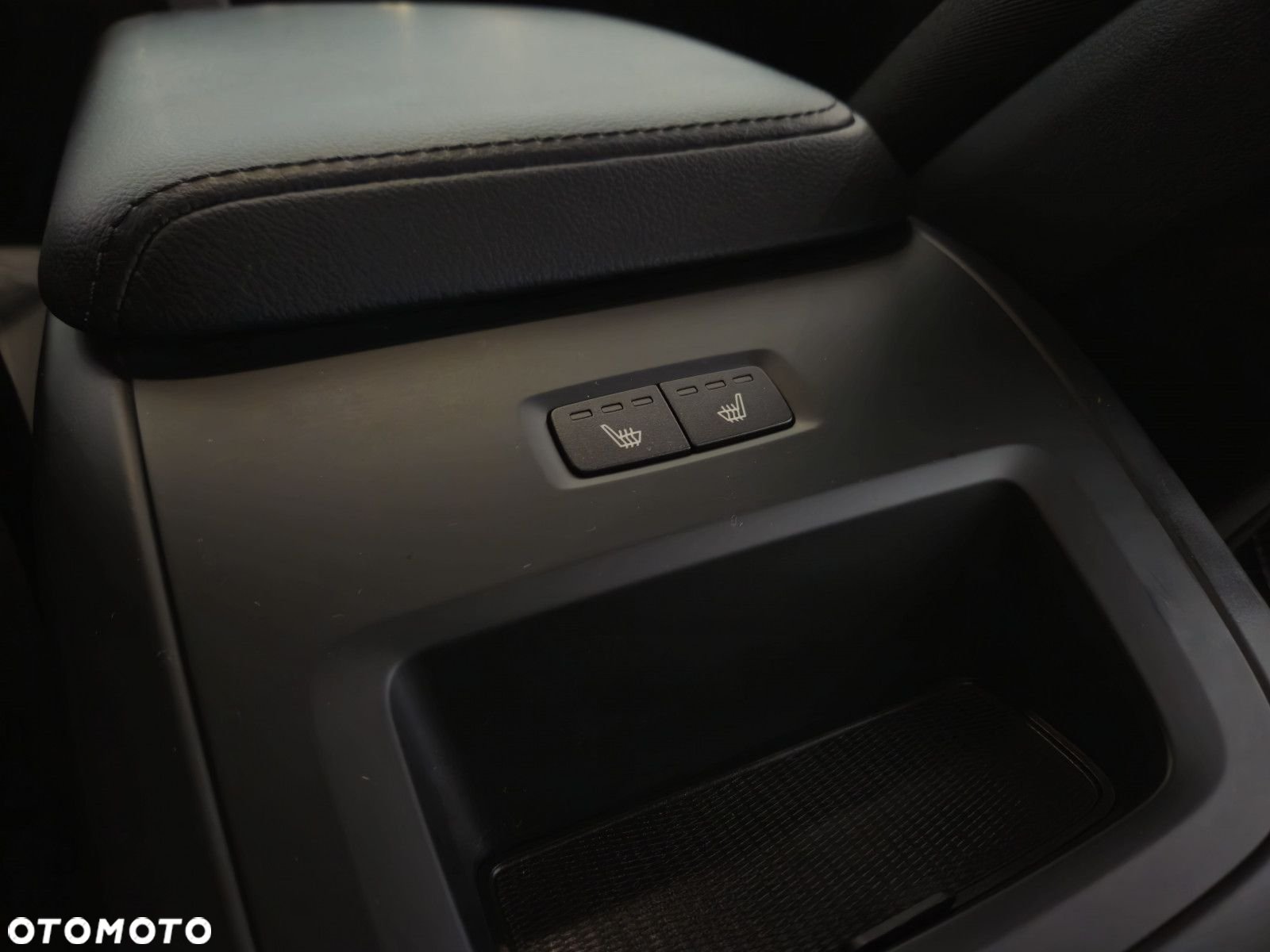 Volvo XC 60 - 24