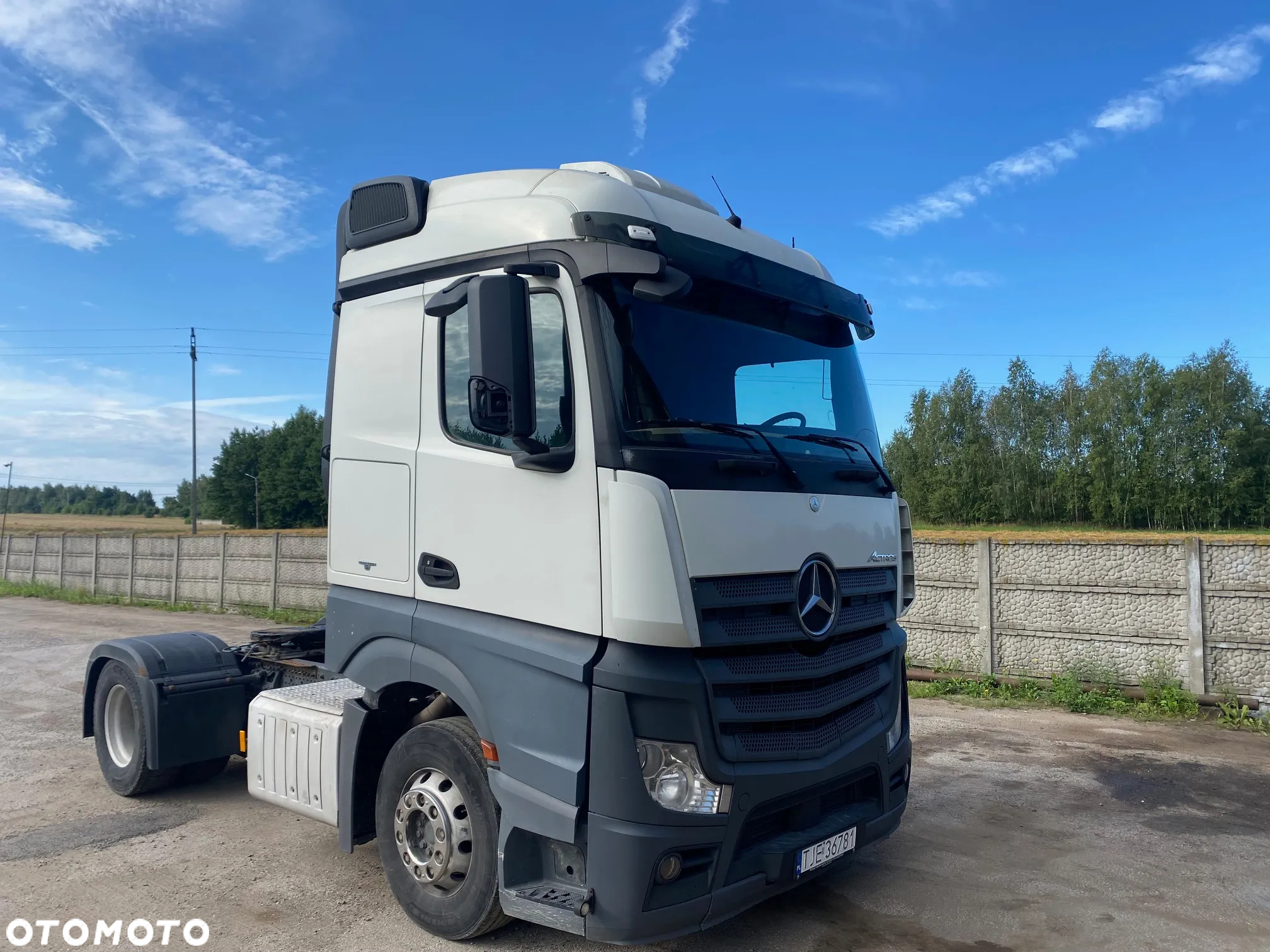 Mercedes-Benz actros - 2