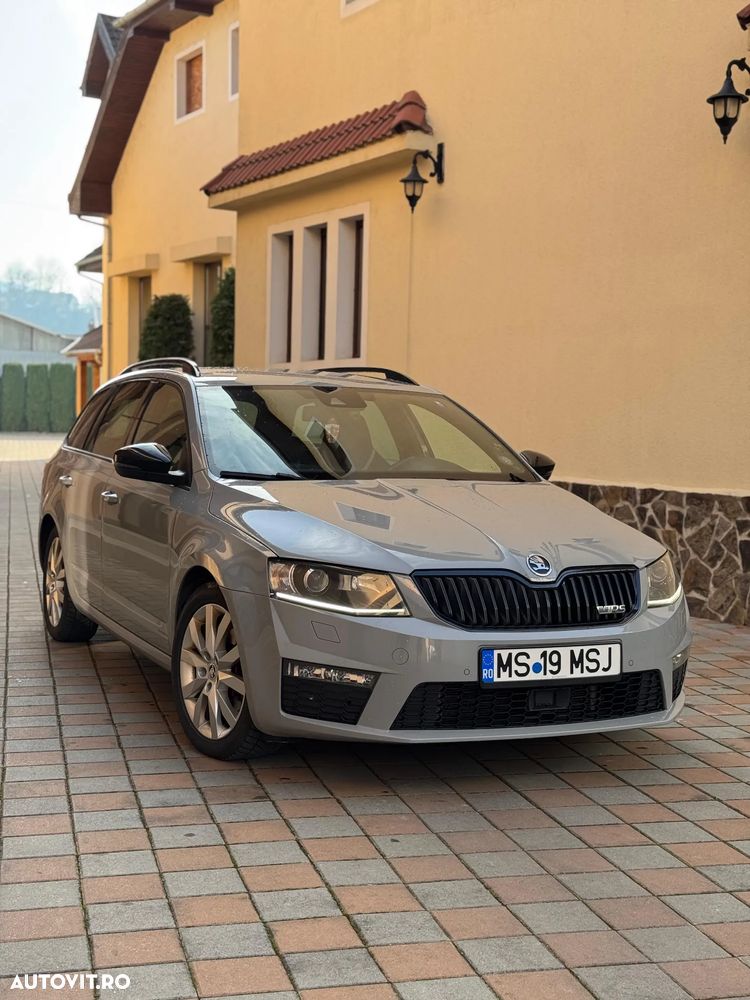 Skoda Octavia 2.0 TDI RS - 1