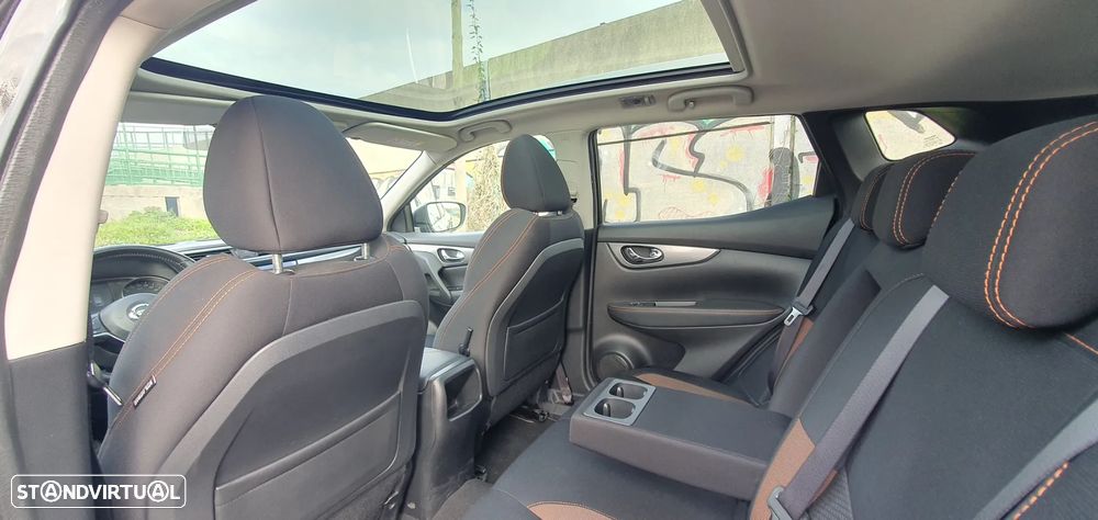 Nissan Qashqai 1.5 dCi N-Motion - 7