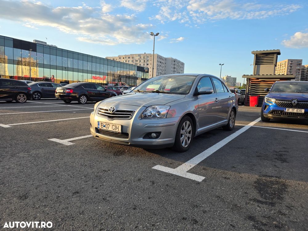 Toyota Avensis 1.8 Executiv - 1