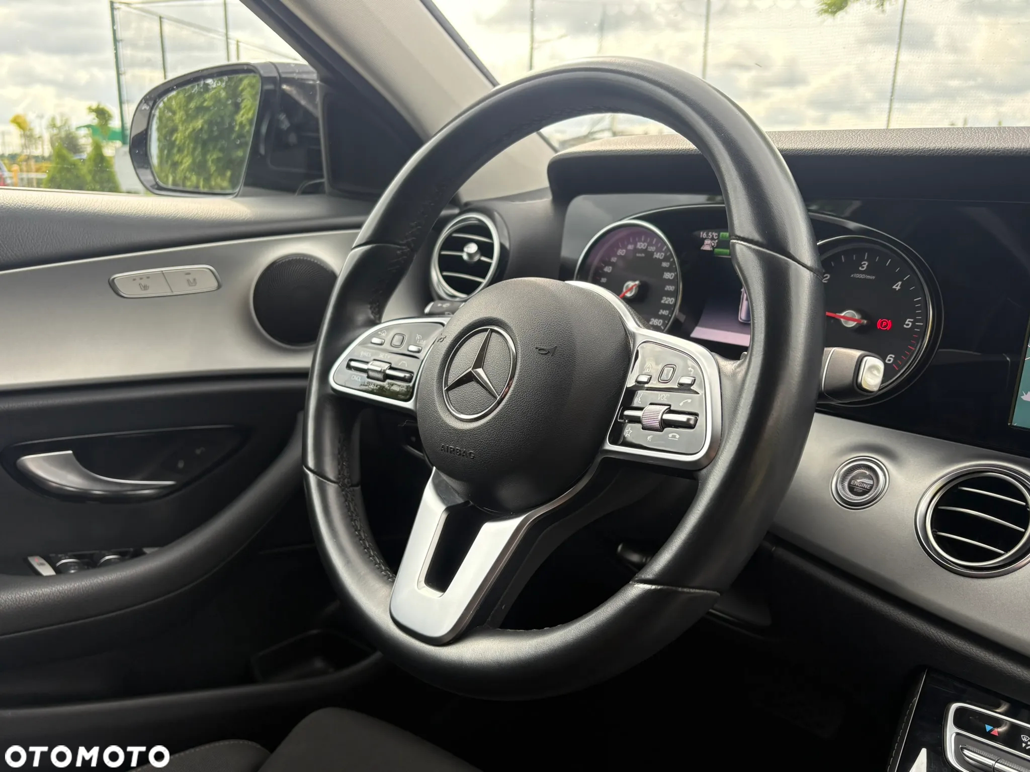 Mercedes-Benz Klasa E 300de T 9G-TRONIC Edition AVANTGARDE - 14