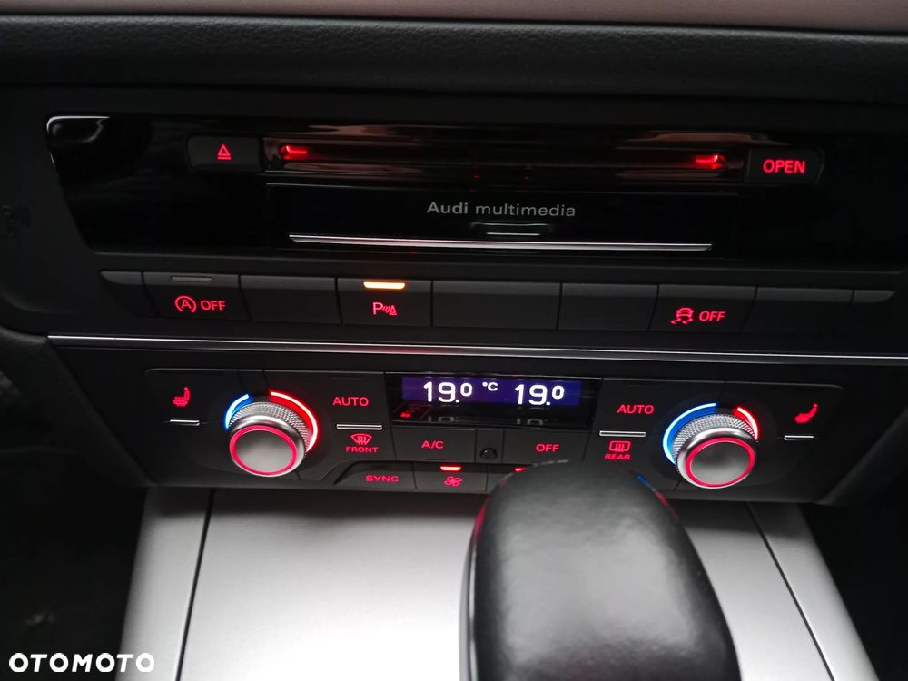 Audi A6 Avant 2.0 TDI Ultra DPF S tronic - 36