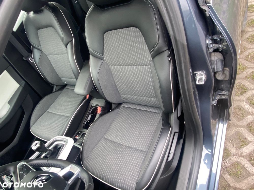 Renault Clio TCe 100 EXPERIENCE - 20