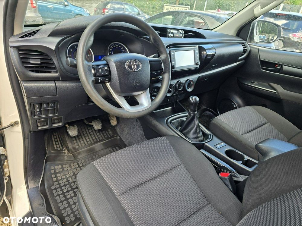 Toyota Hilux 2.4 D-4D Double Cab DL 4x4 - 8