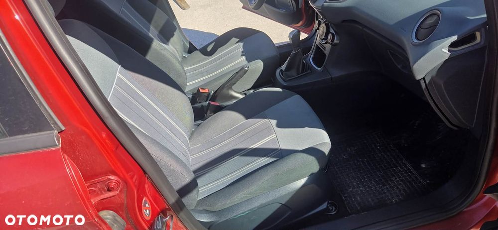 FORD FIESTA MK7 fotel prawy przód europa - 1