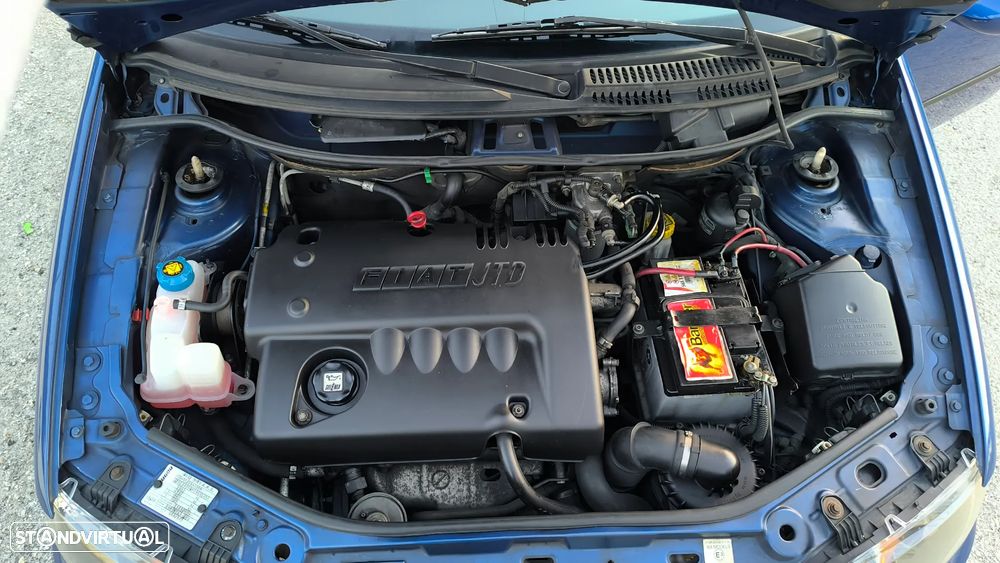 Fiat Punto 1.9 JTD HLX - 12