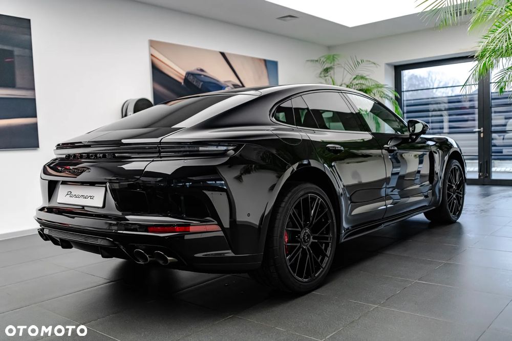 Porsche Panamera - 3