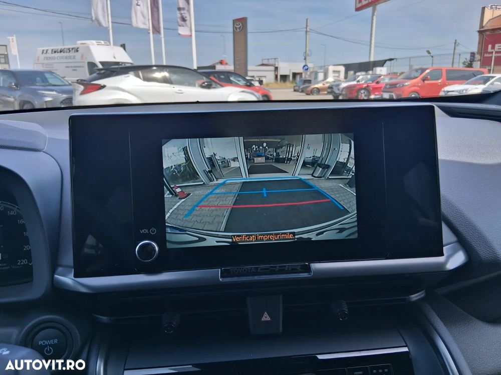 Toyota C-HR - 7
