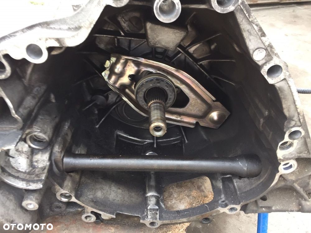 AUDI A4 B8 A5 8T 2.0 TFSI SKRZYNIA BIEGÓW LLT MANUAL QUATTRO - 3