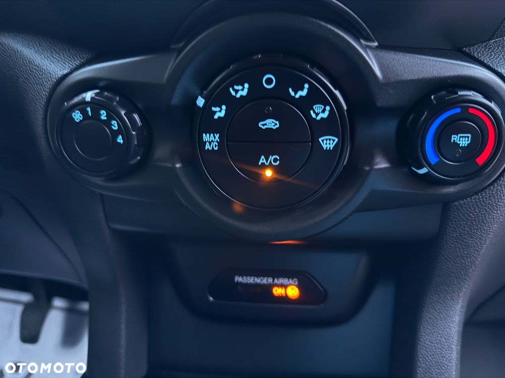 Ford EcoSport 1.0 EcoBoost - 27