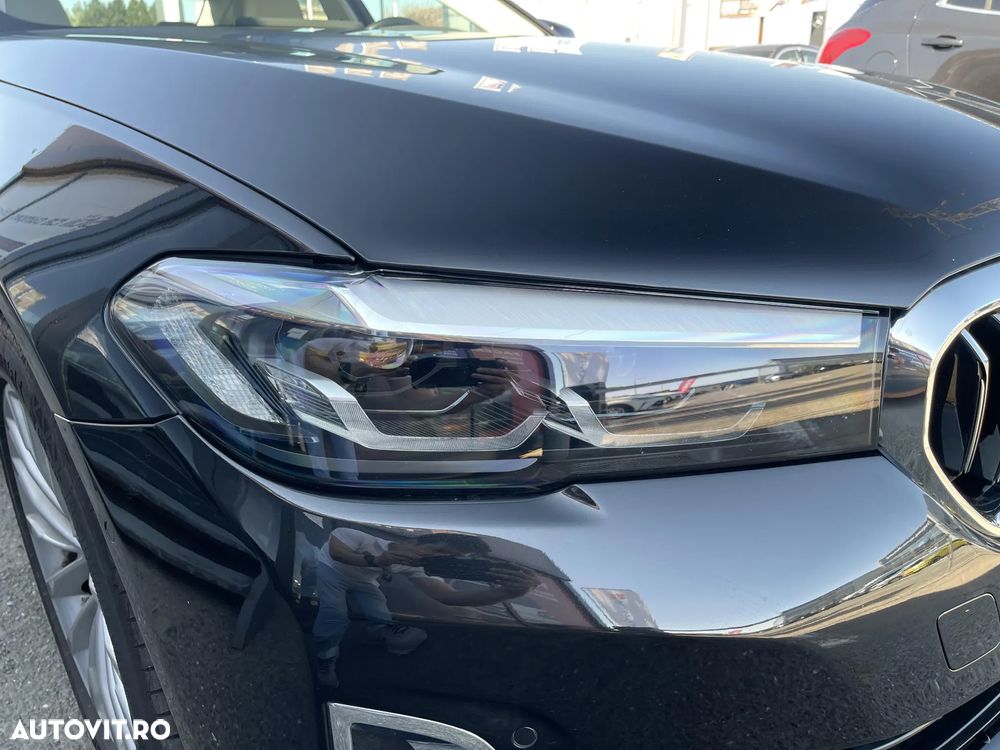 BMW Seria 5 530e Aut. Luxury Line - 27