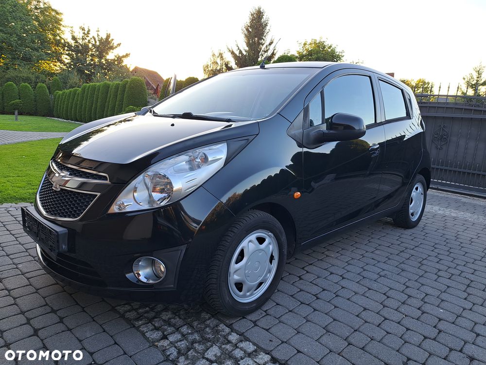 Chevrolet Spark 1.0 LT - 29