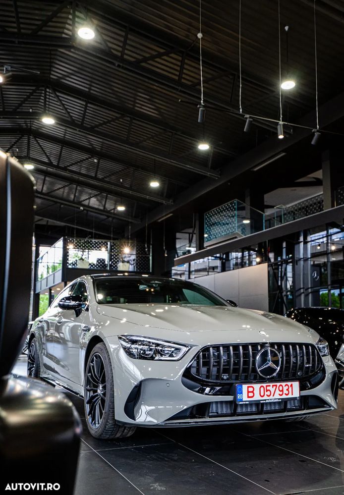 Mercedes-Benz AMG GT 4-door Coupe - 6