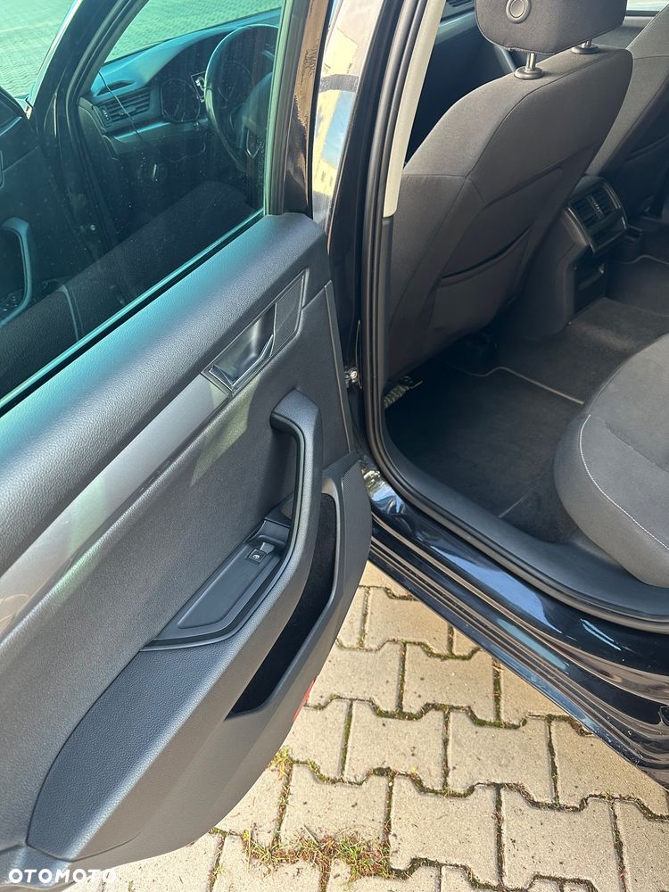 Skoda Superb 2.0 TDI Active DSG - 18