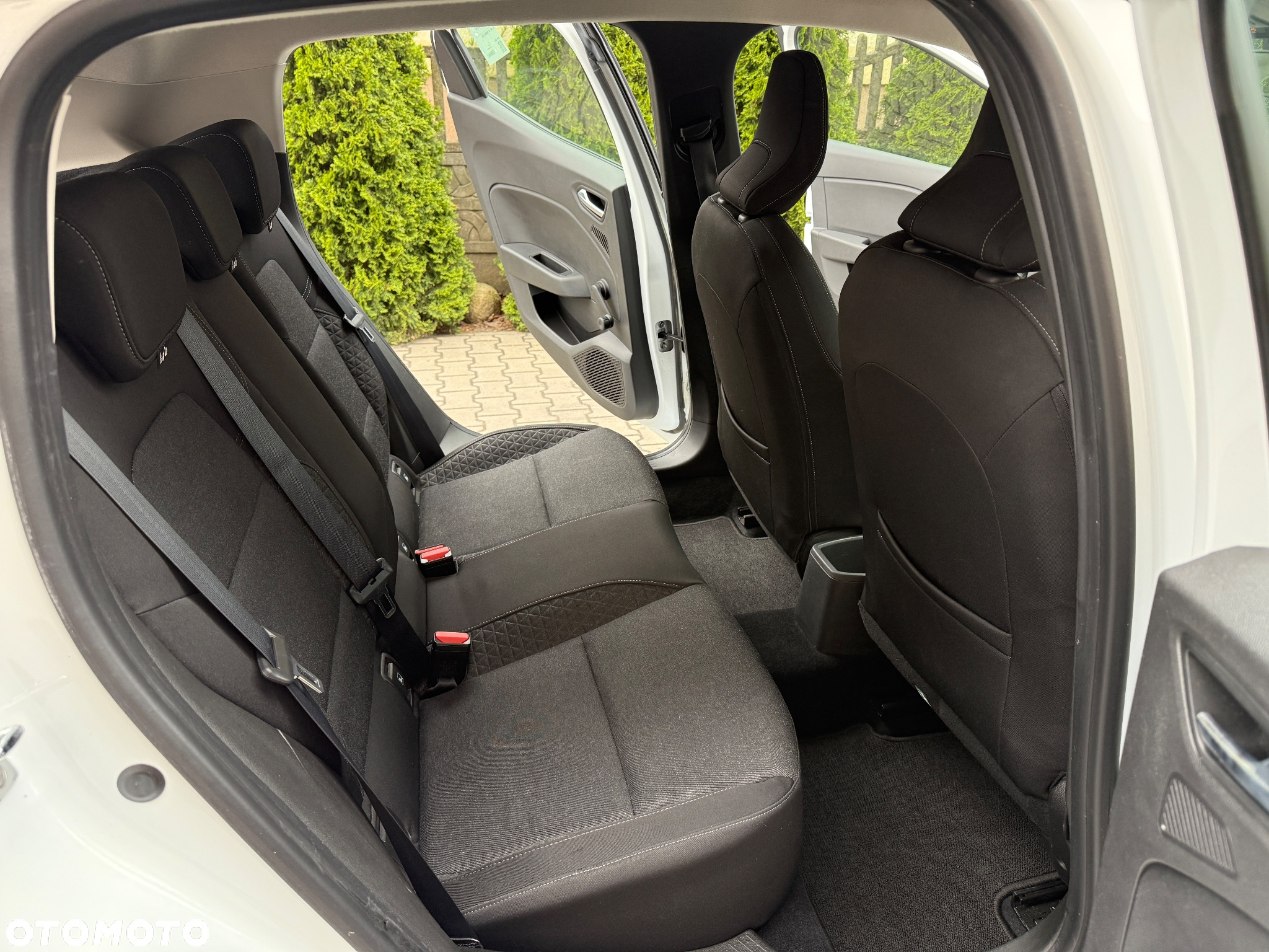 Renault Clio SCe 75 BUSINESS EDITION - 9