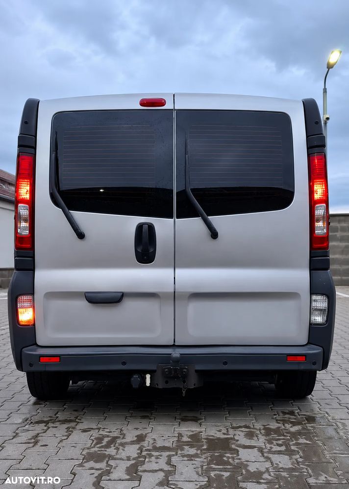 Opel Vivaro Combi LWB EURO5 - 2