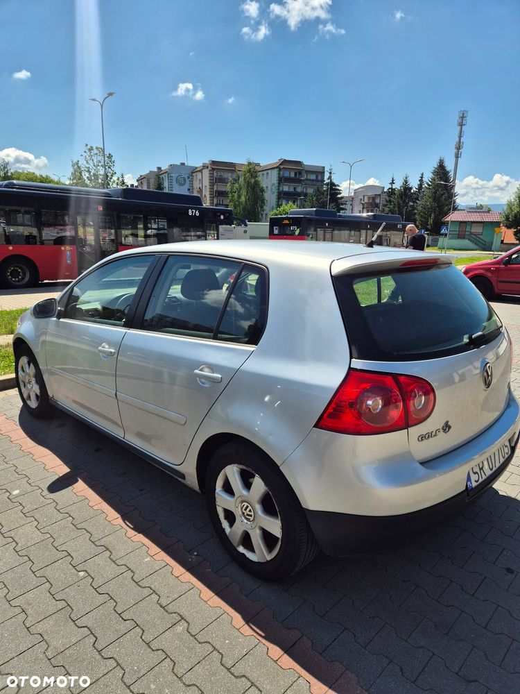 Volkswagen Golf 1.6 Trendline - 3