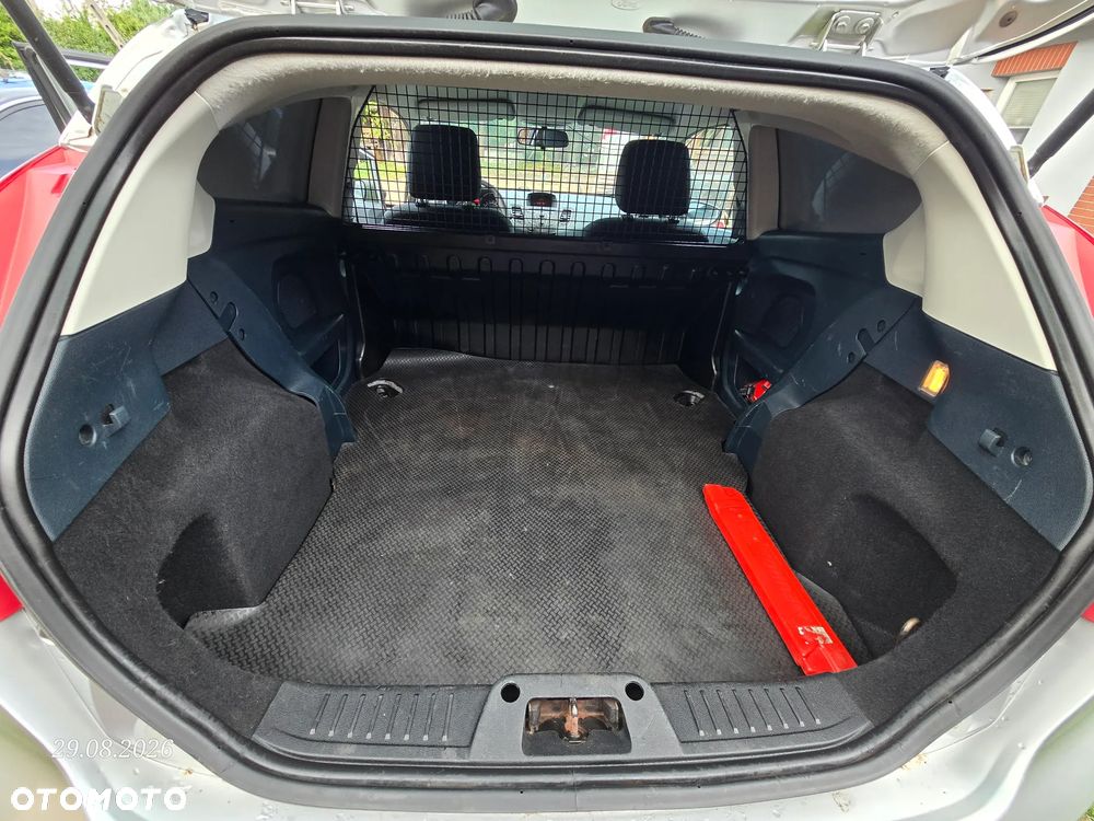 Ford Fiesta 1.4 TDCi Ambiente - 9