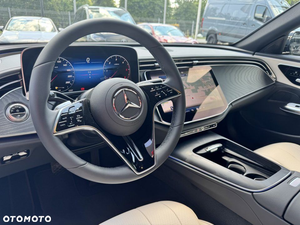 Mercedes-Benz Klasa E - 4