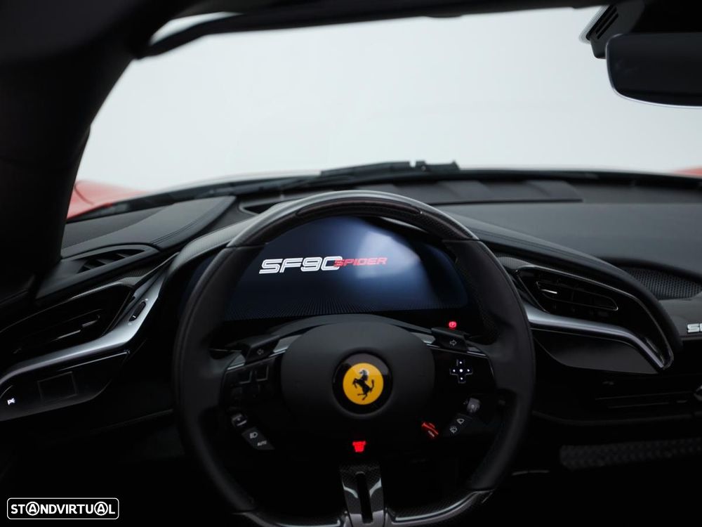 Ferrari SF90 Spider — fotografia 18