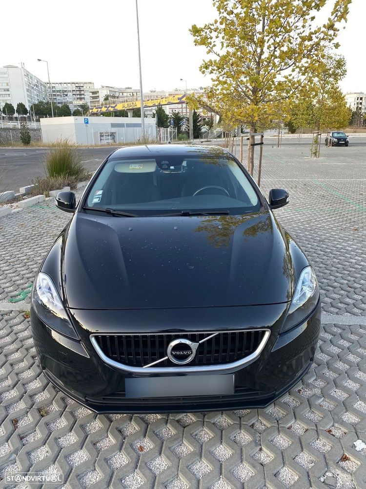 Volvo V40 D2 Kinetic - 1