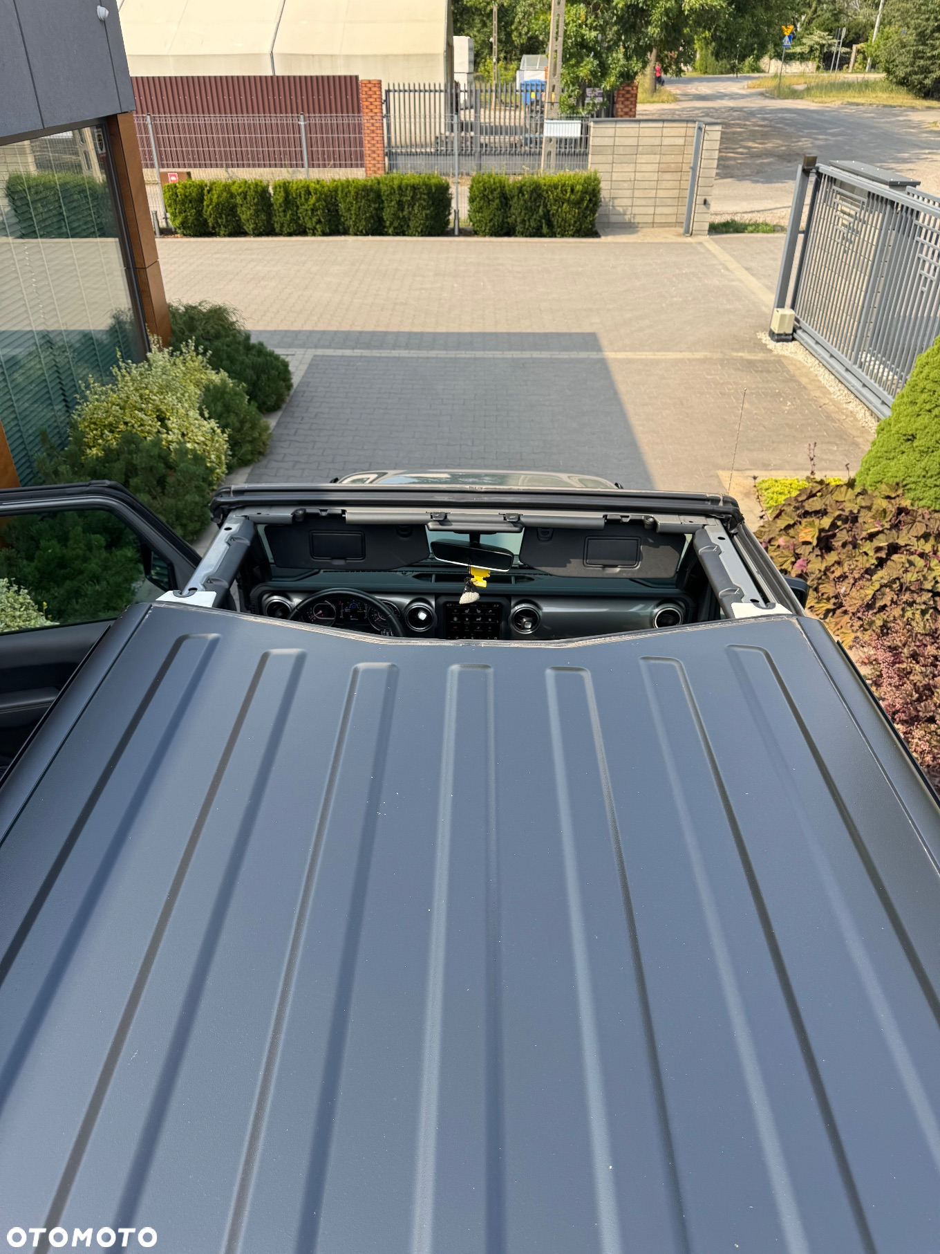 Jeep Wrangler - 24