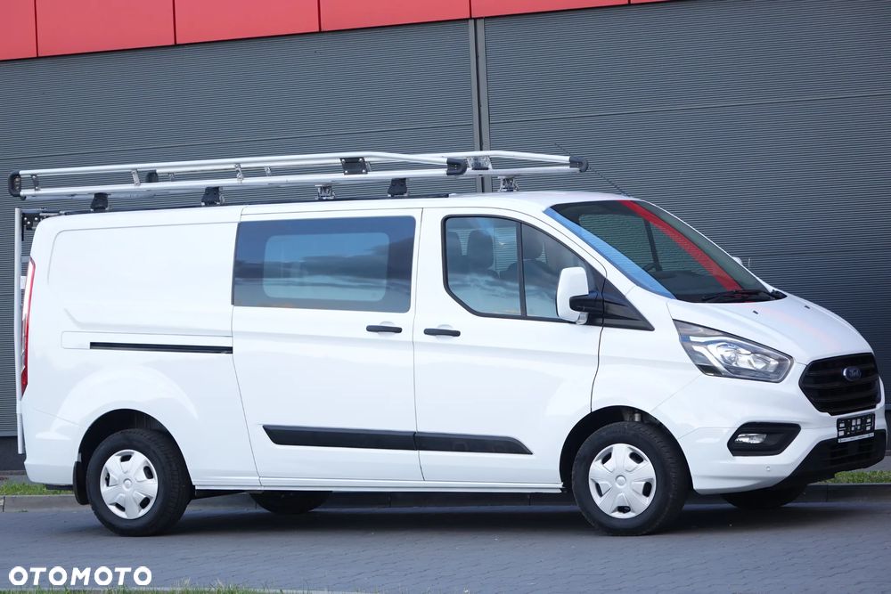 Ford Transit Custom 6-osobowy LONG brygadówka L2H1