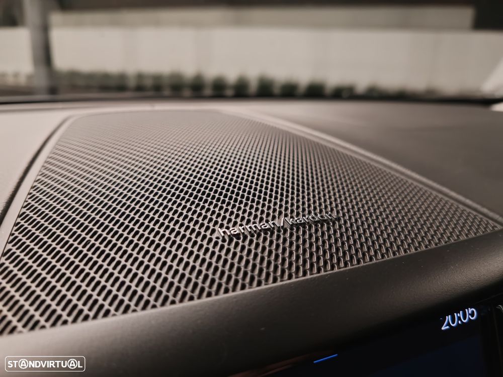 Volvo XC 60 2.0 B5 Inscription AWD - 16