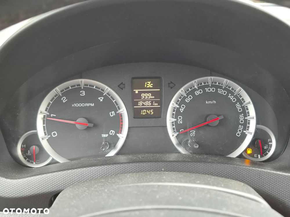 Suzuki Swift - 12