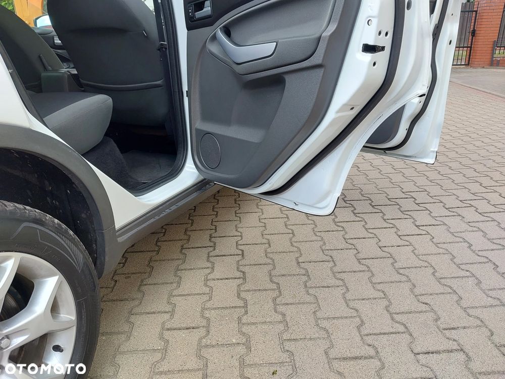 Ford Kuga 2.0 TDCi 4x4 Trend - 10