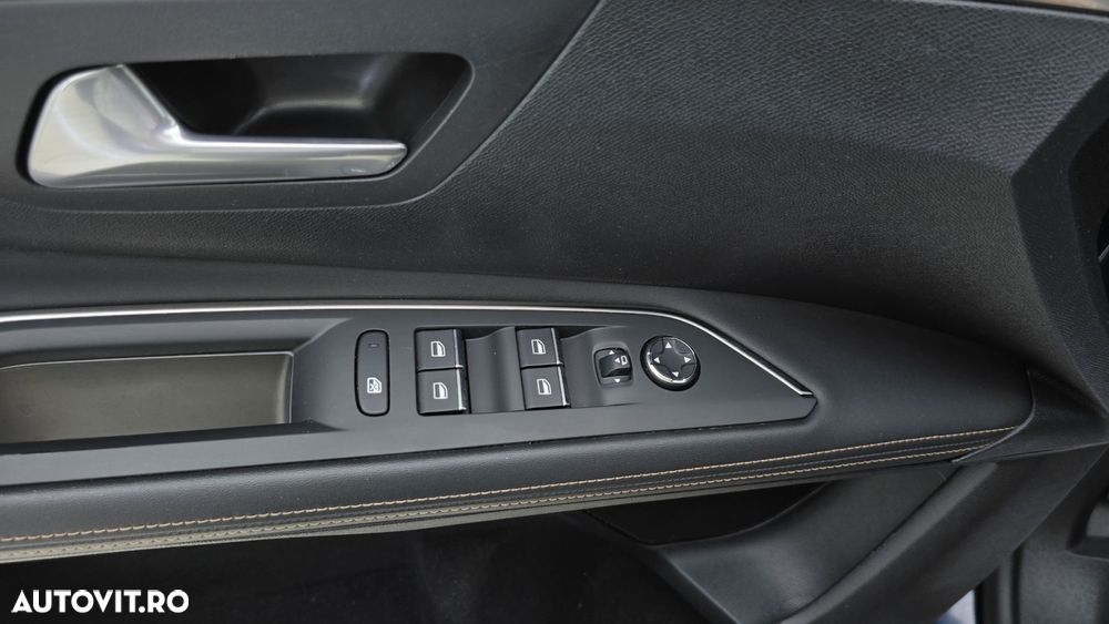 Peugeot 3008 1.5 BlueHDI 130 EAT8 GT - 11