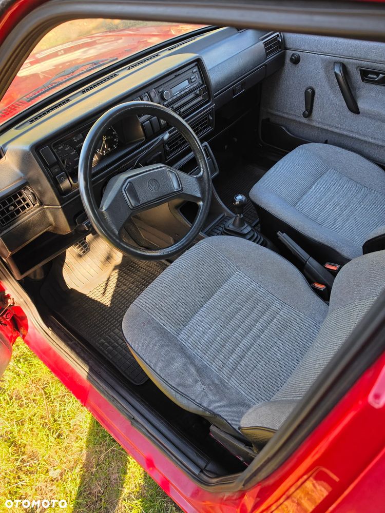 Volkswagen Golf 1.6 (C) D - 13