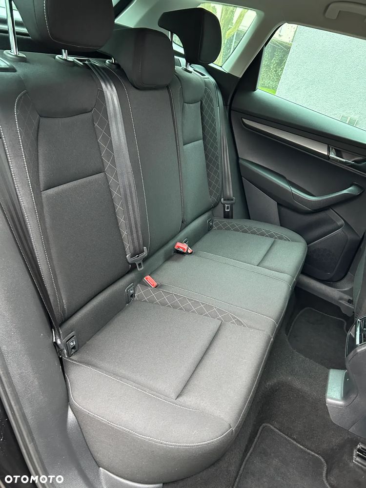 Skoda Karoq 1.6 TDI SCR DSG Style - 28