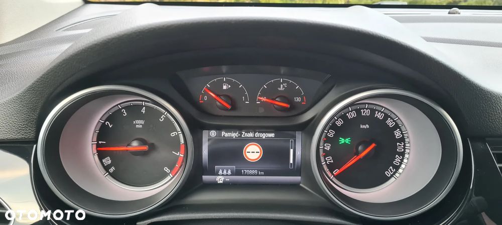 Opel Astra 1.4 Turbo Innovation - 28