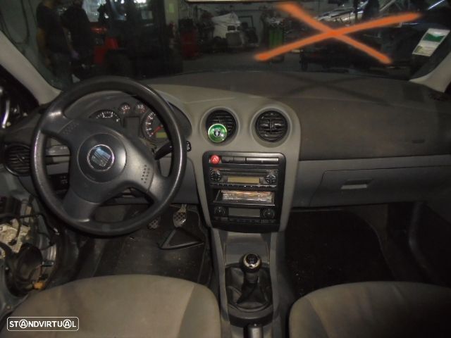 Carro MOT: AZQ   SEAT IBIZA 6L 2002 1.2I 64CV 5P CINZA GASOLINA - 8